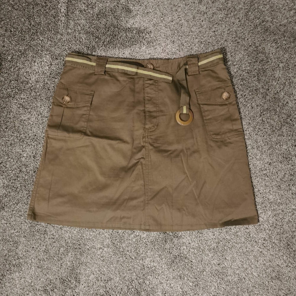 New  White Stag stretch green mini skirt size 14